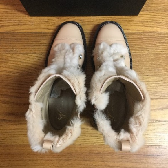 BRAND NEW!! Giuseppe Zanotti - Hilary Fur Boots US 8 | IT 38 (NIB) - Picture 4 of 10